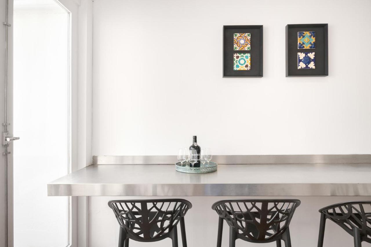 ポルトHistorical Penthouse At Cardosas Blockアパートメント エクステリア 写真