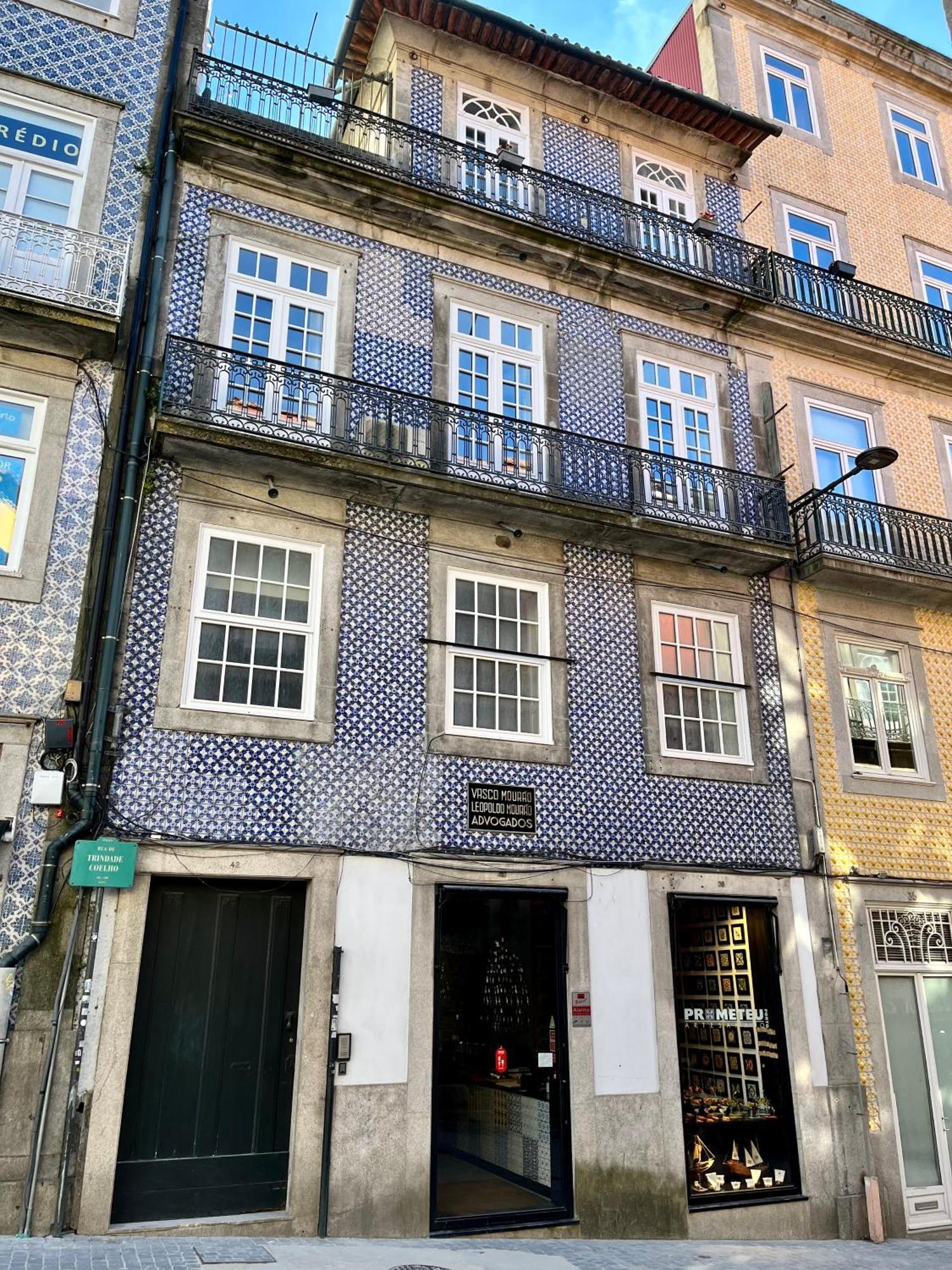 ポルトHistorical Penthouse At Cardosas Blockアパートメント エクステリア 写真